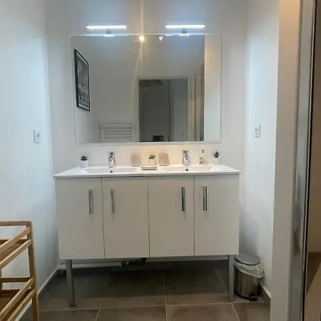 Apartment Serenite Raphaeloise *